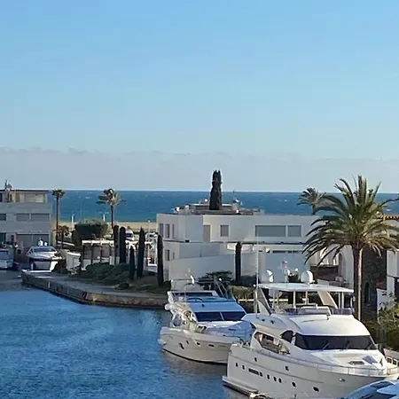 Cavall De Mar - Piso, Vista Al Puerto * Empuriabrava
