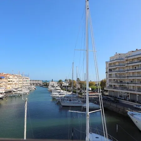 Cavall De Mar - Piso, Vista Al Puerto Apartment Empuriabrava